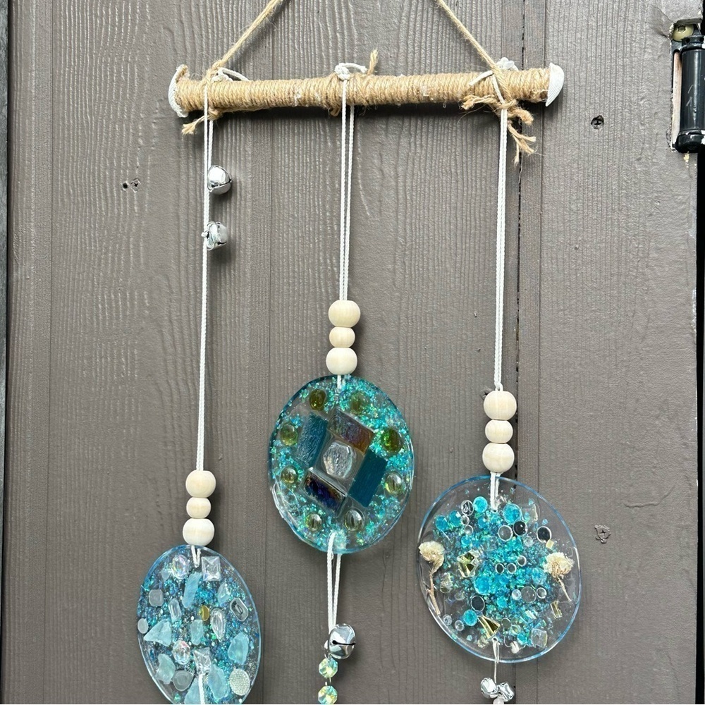 RUBYRUDI Artisan Glass Mosaic Wall Hanging Handcrafted Assemblage Indoor/Outdoor - Picture 11 of 14